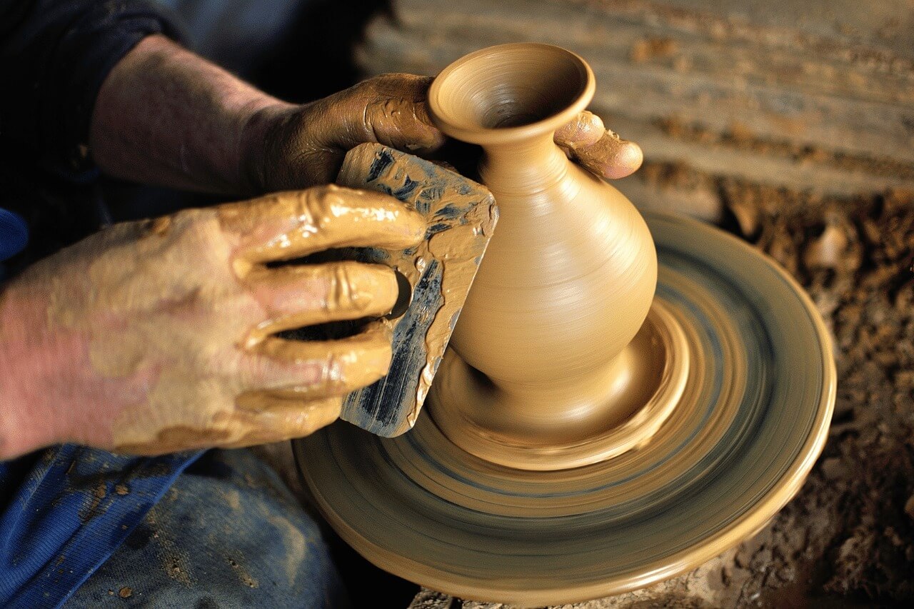 pottery product making process image