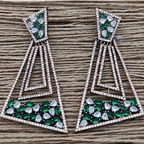 Timeless earrings for elegant charm