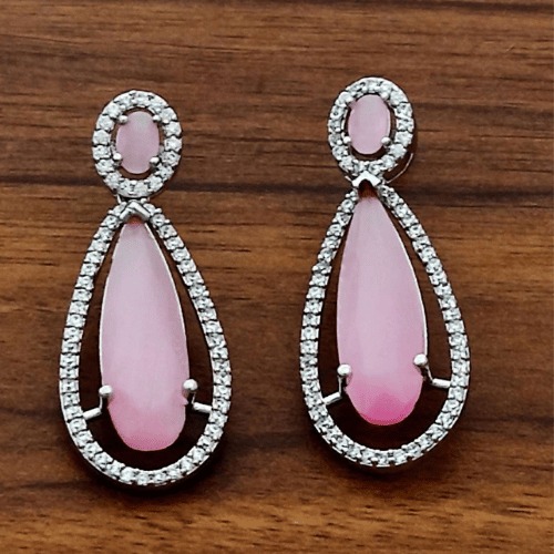 Beautiful earrings for subtle elegance