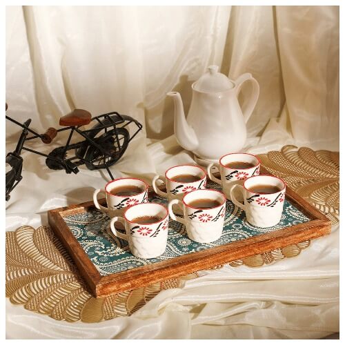 Charming ceramic articles to adorn your space